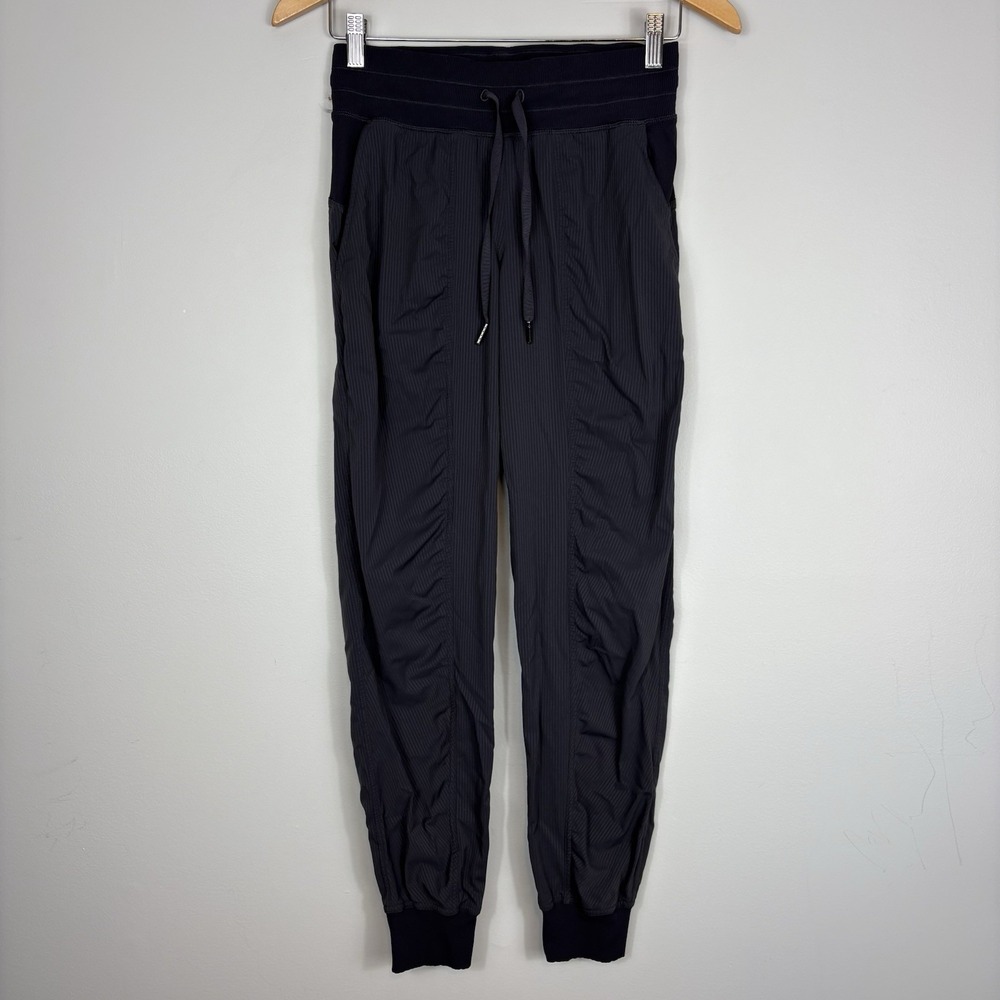 Lululemon Dance Studio Jogger Sz 4‎ Gray 28" Drawstring Pockets Mid Rise